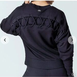 ALO Yoga Black Lace-Back Pullover Sweatshirt
